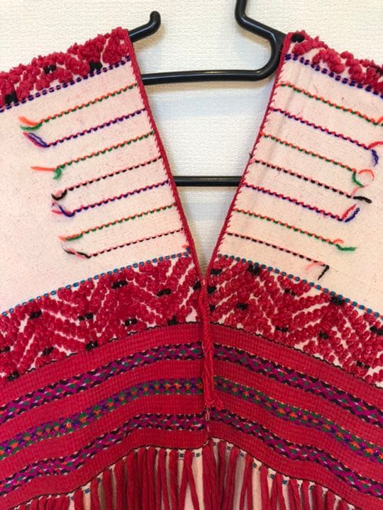 タイ　山岳民族　カレン族　衣装