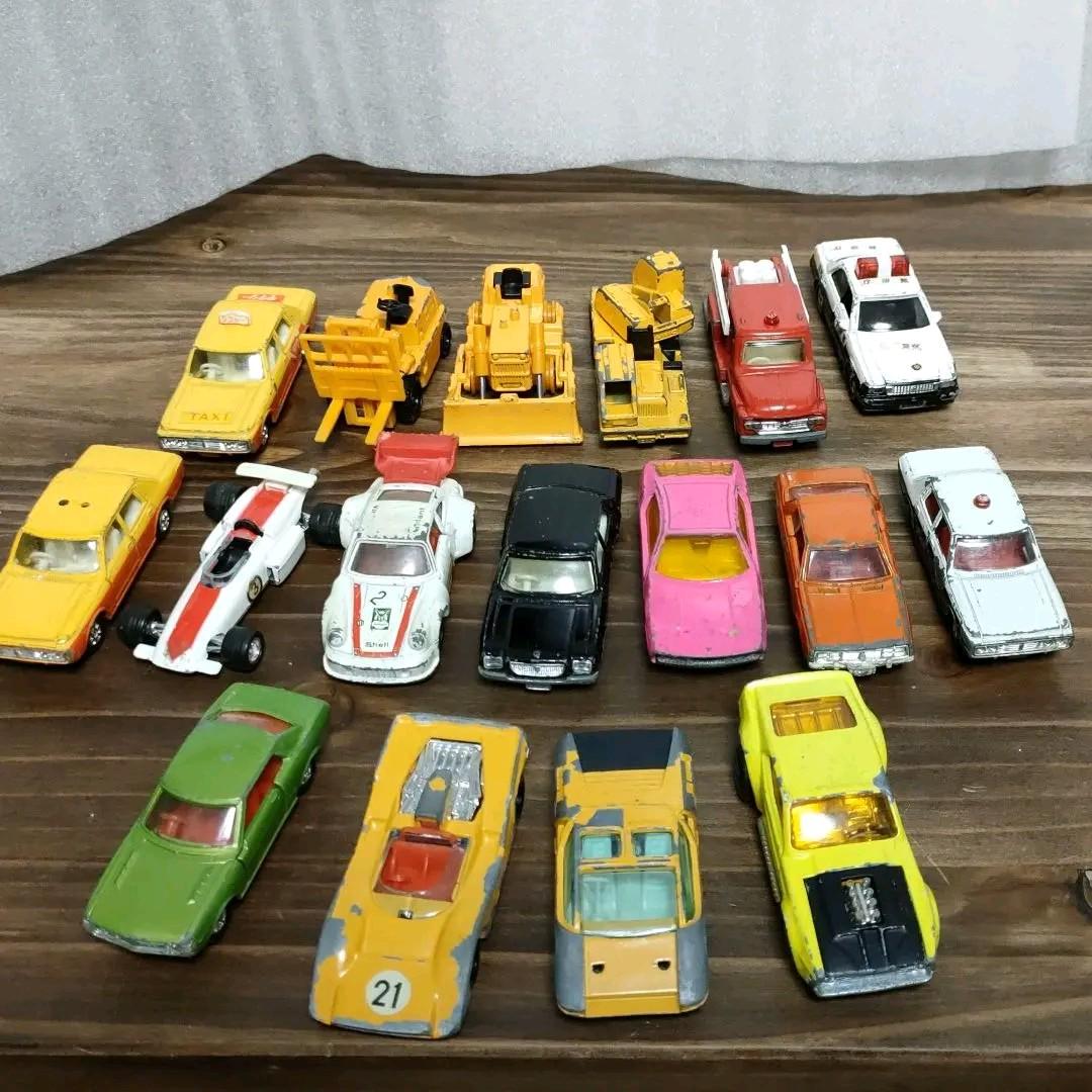 ★トミカ　フェアレディZ　ケース★1973頃★ミニカー17台付