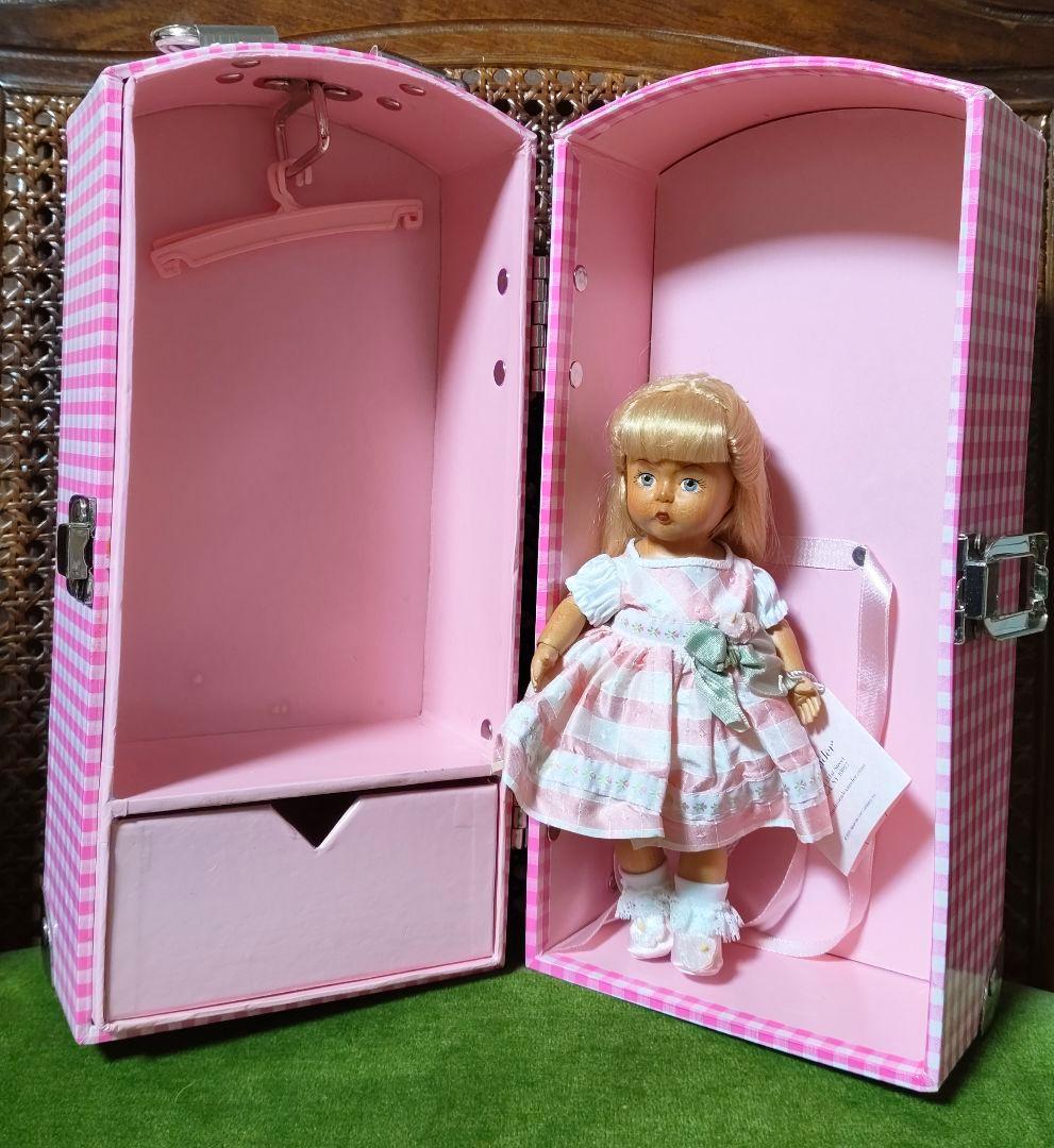 マダムアレクサンダー木製ドール