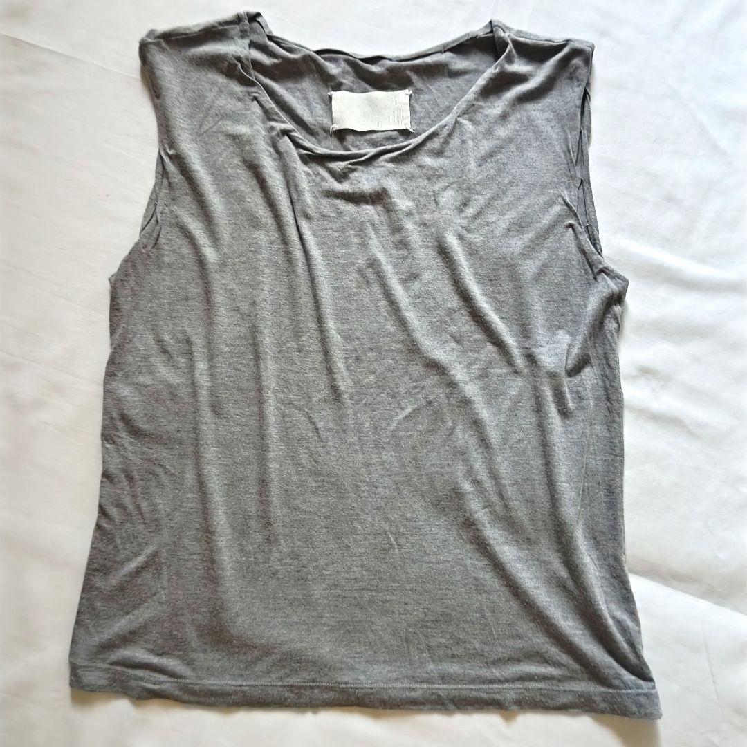 マルタン・マルジェラ　タンクトップ　ここのえ　グレー　ノースリーブ　白タグ