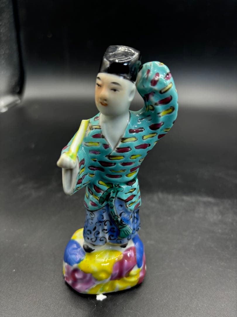 中国美術 古玩 色絵陶人形 陶器人形 高さ約13cm 置物 オブジェ 古董品