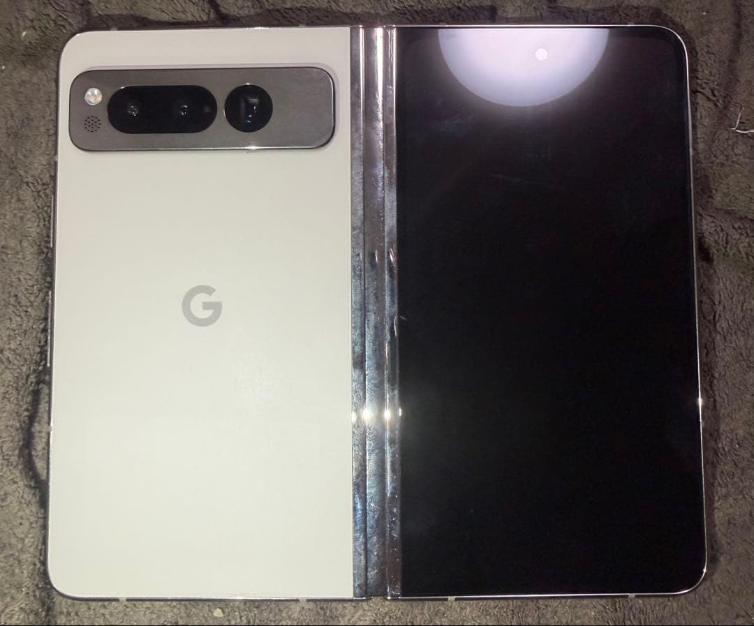 Google Pixel fold 256gb ホワイト　SIMフリー