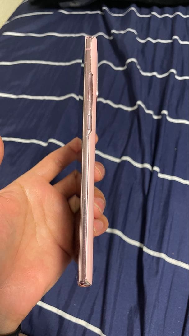 Samsung Galaxy Note20 5G 本体