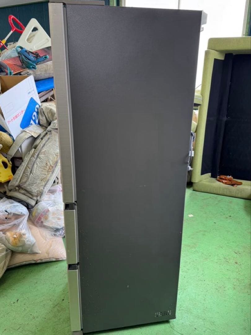 日立Hitachi ノンフロン冷凍冷蔵庫 R-V32ＫＶ2020年製
