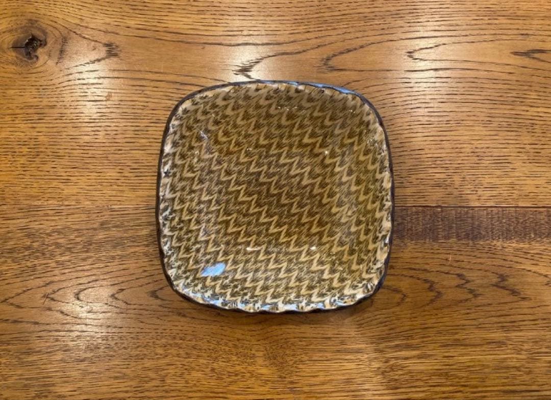 ★よしこ★ スリップウェア 伊藤丈浩 角鉢 大・小セット