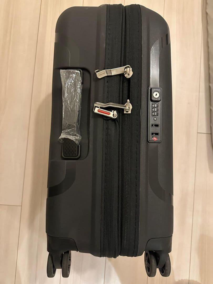 DELSEY スーツケース　ブラック　39L