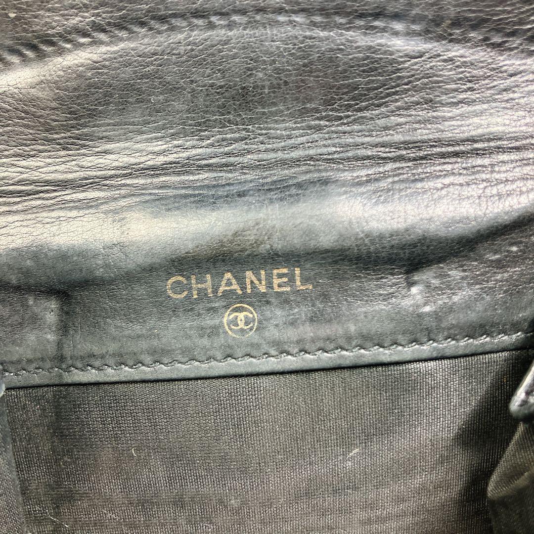 美品 CHANEL 二つ折り財布 ココマーク キャビアスキン レザー Wホック