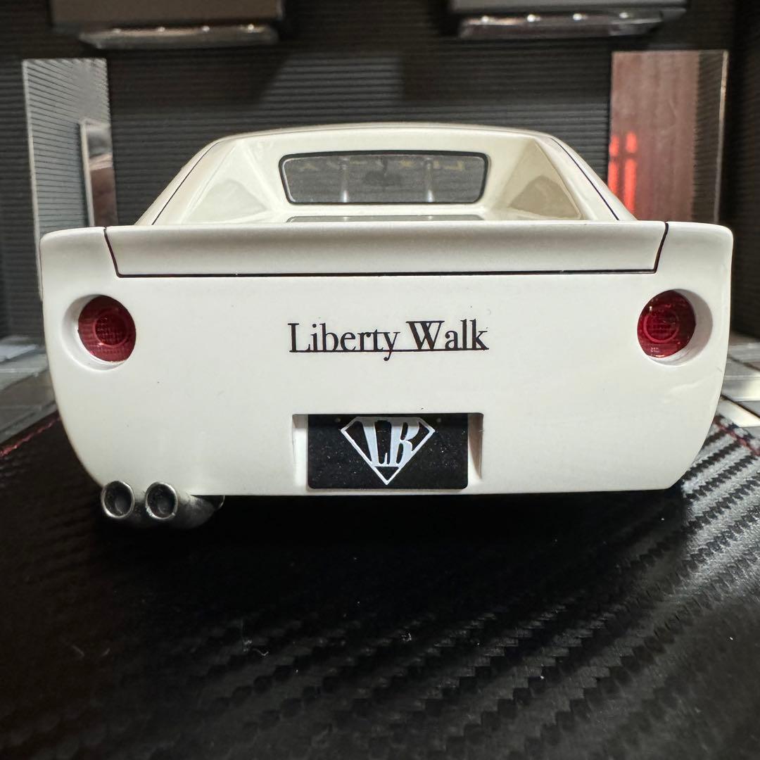 イグニッションモデル1/18LB−WORKSフェアレディZ(S30)カスタム品❷