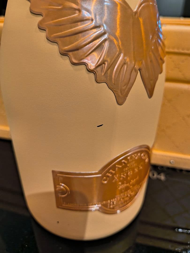 限定エンジェル　シャンパン　ハロウィンロゼ　箱　チェーン　鍵付き