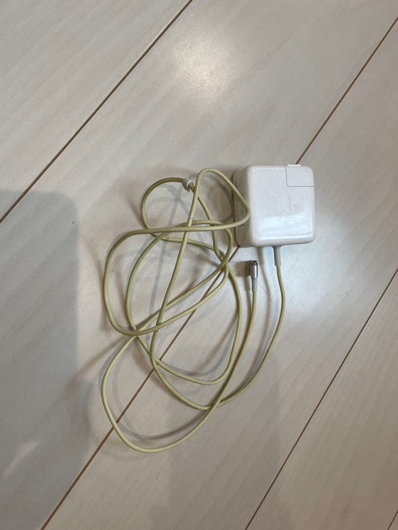 MacBook Air 11インチ 128GB シルバー　ケース付