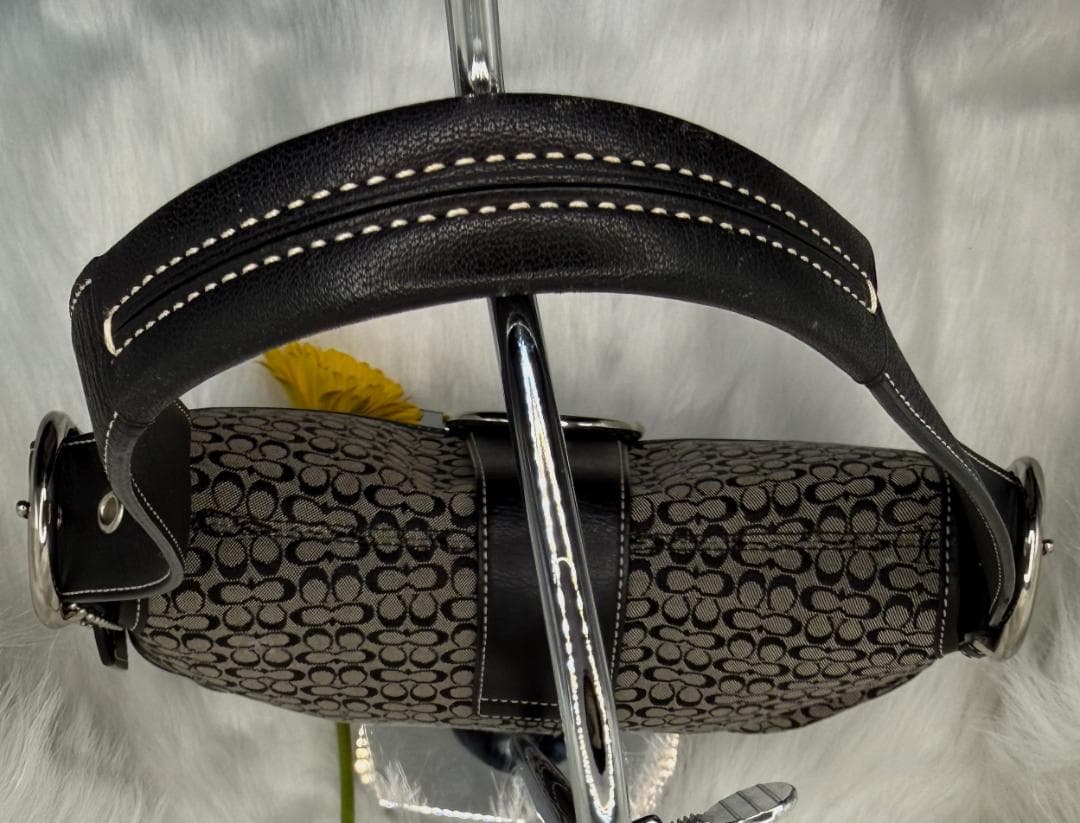 【美品】COACH コーチ SOHO ワンショルダー バッグ シグネチャー 黒