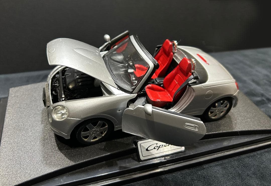 コペン 1/18スケールミニカー と オーナーズミニカー