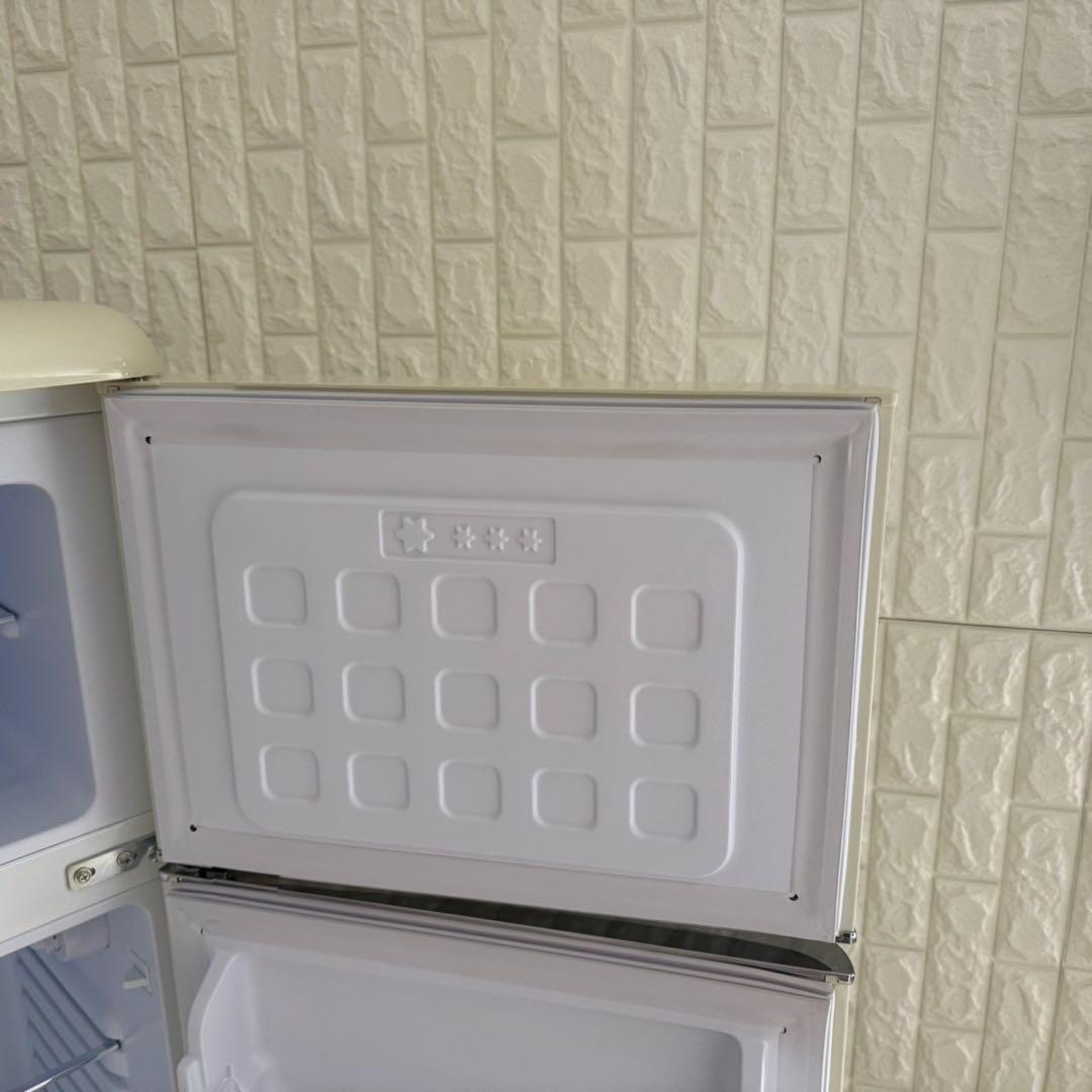 都内23区配送無料✨冷蔵庫　アイリスオーヤマ レトロ　PRR-122D-W