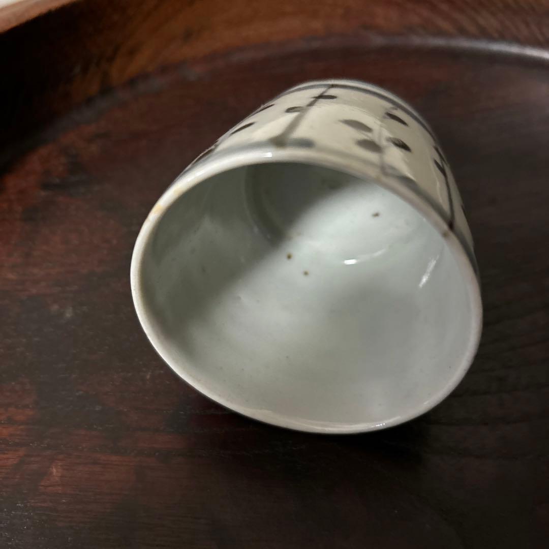 古伊万里染付　格子縞　蔓草文　②蕎麦猪口　江戸初期前期　アンティーク　白磁　李朝