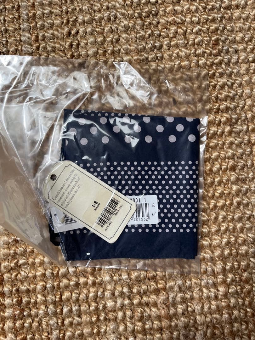 新品 未使用 LEVI'S VINTAGE CLOTHING ドット柄 バンダナ