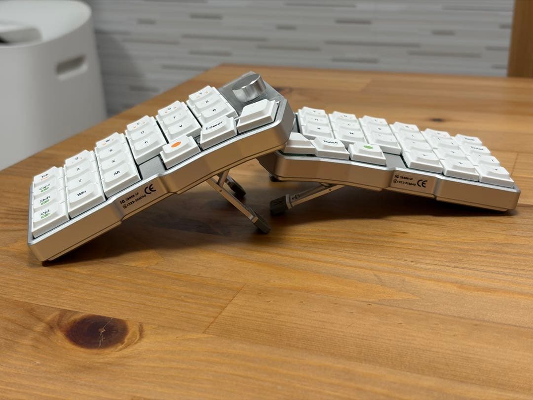 Cornix LP 分割キーボード シルバー　公式透明キーキャップ付き