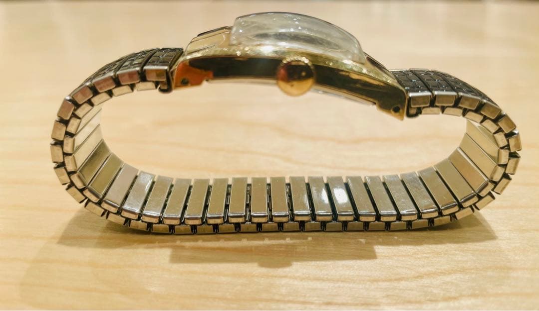 ELGIN ヴィンテージ手巻き時計 ゴールド/ブラック［稼動品］手巻き