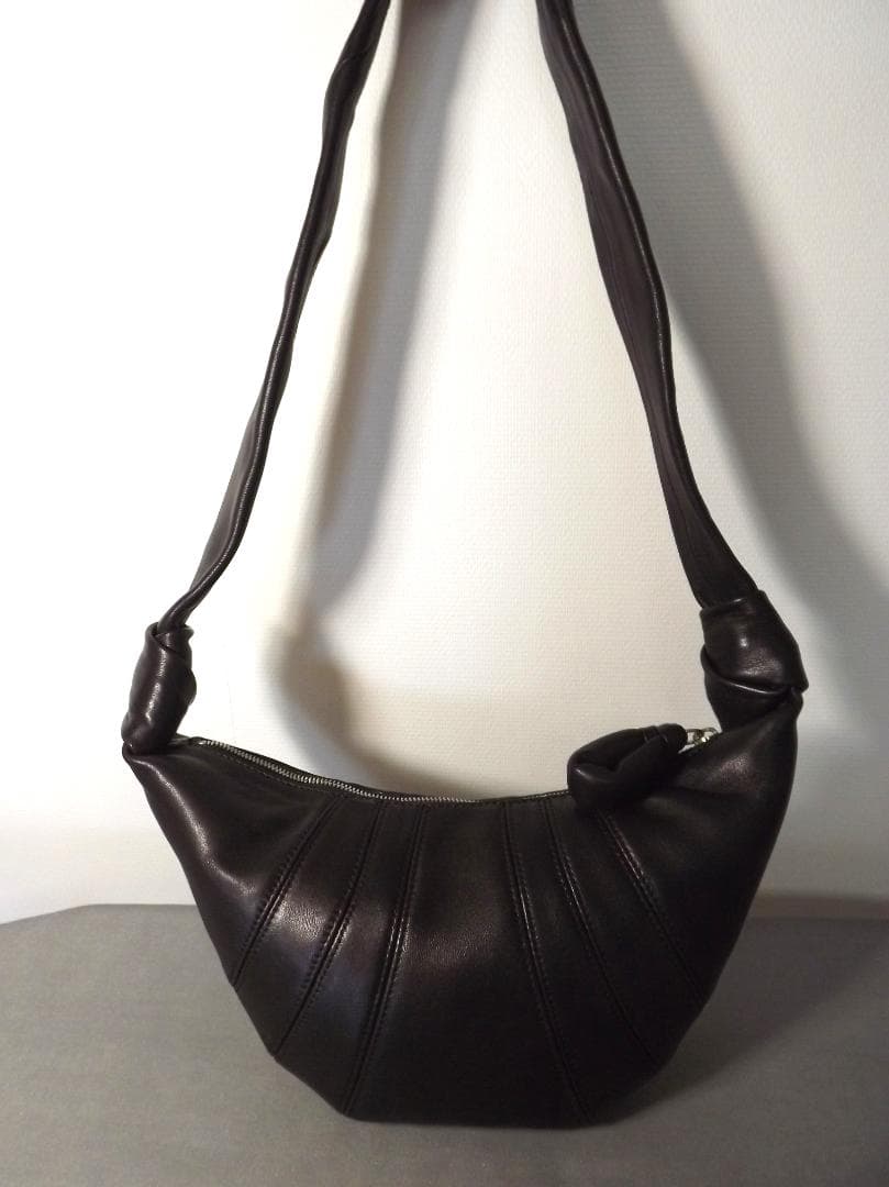 美品 Lemaire（ルメール）スペイン製 レザーバッグ