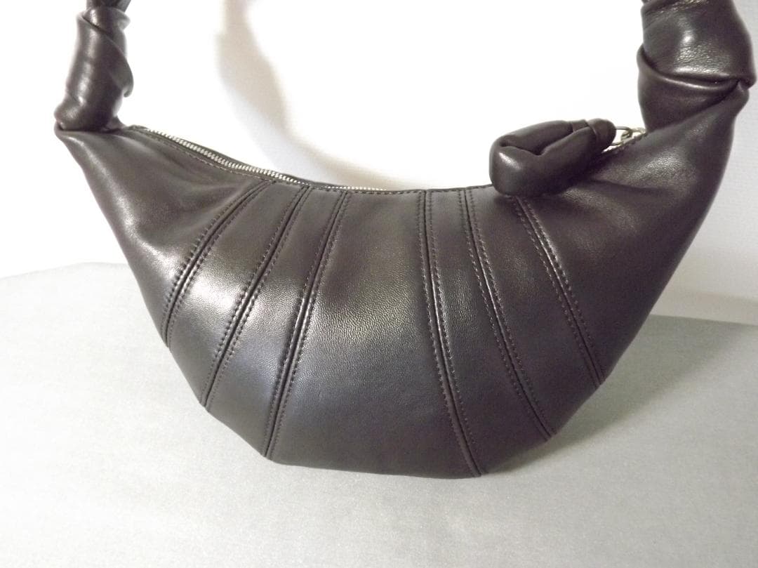 美品 Lemaire（ルメール）スペイン製 レザーバッグ