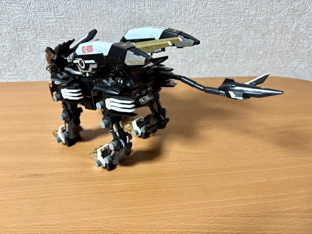 HMM ブレードライガーAB 塗装済み 完成品 コトブキヤ プラモデル ゾイド