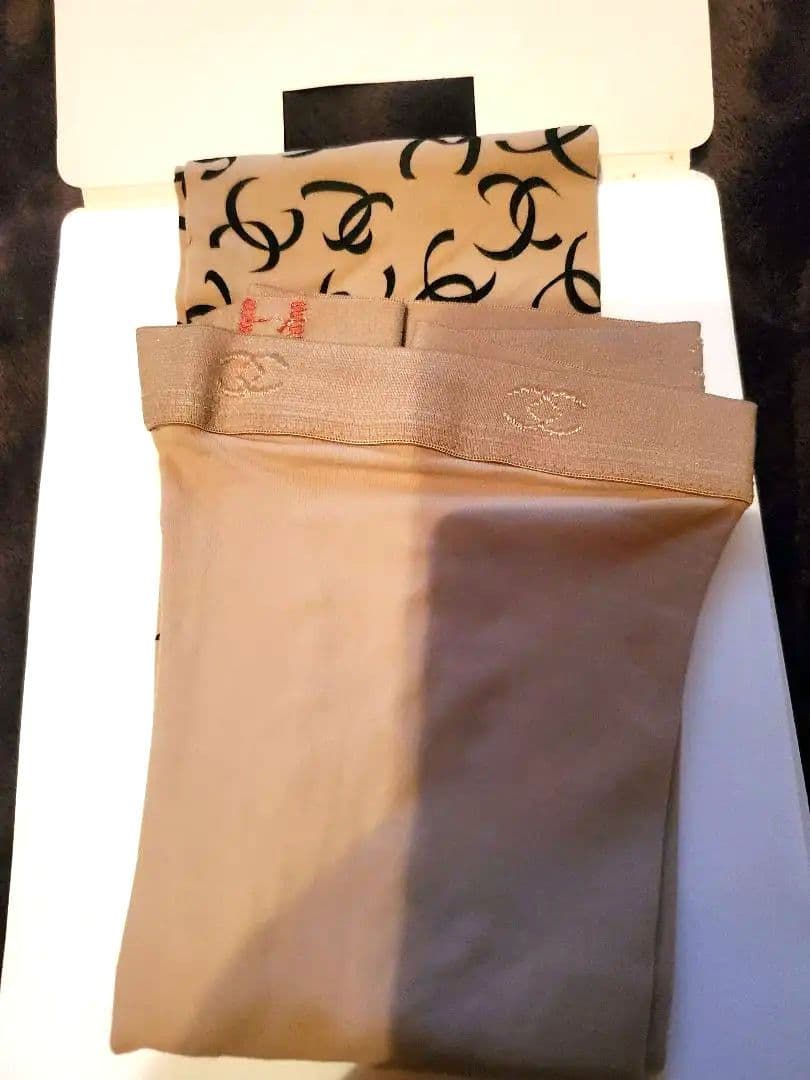 CHANELストッキングタイツ　ココマーク　未使用　Mサイズ　ベージュ