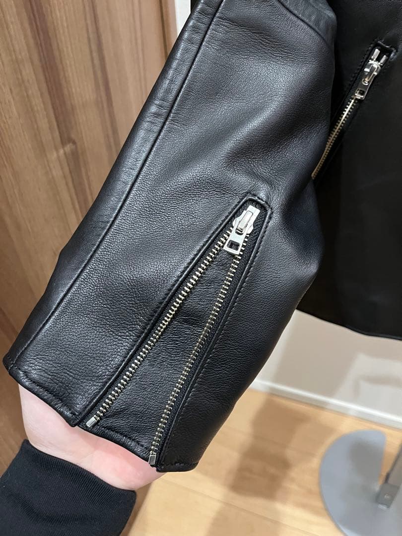 ブラックレザーライダースジャケット