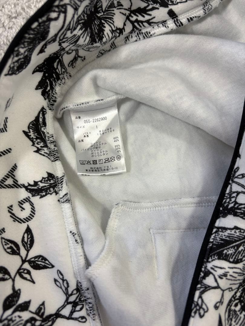 PEARLYGATES パーリーゲイツ　ジャケット パーカー　ゴルフウェア花柄