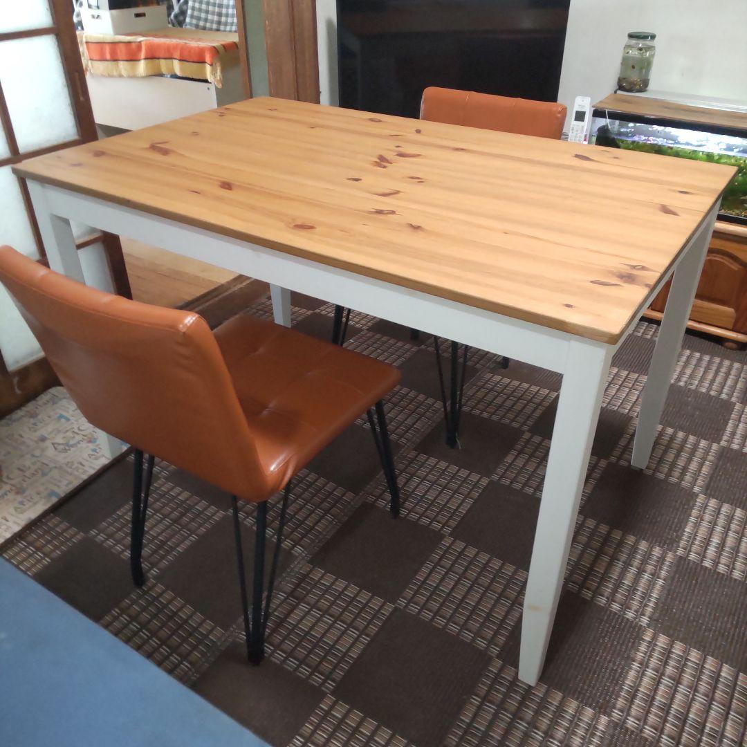 IKEAダイニングテーブルとサン椅子セット