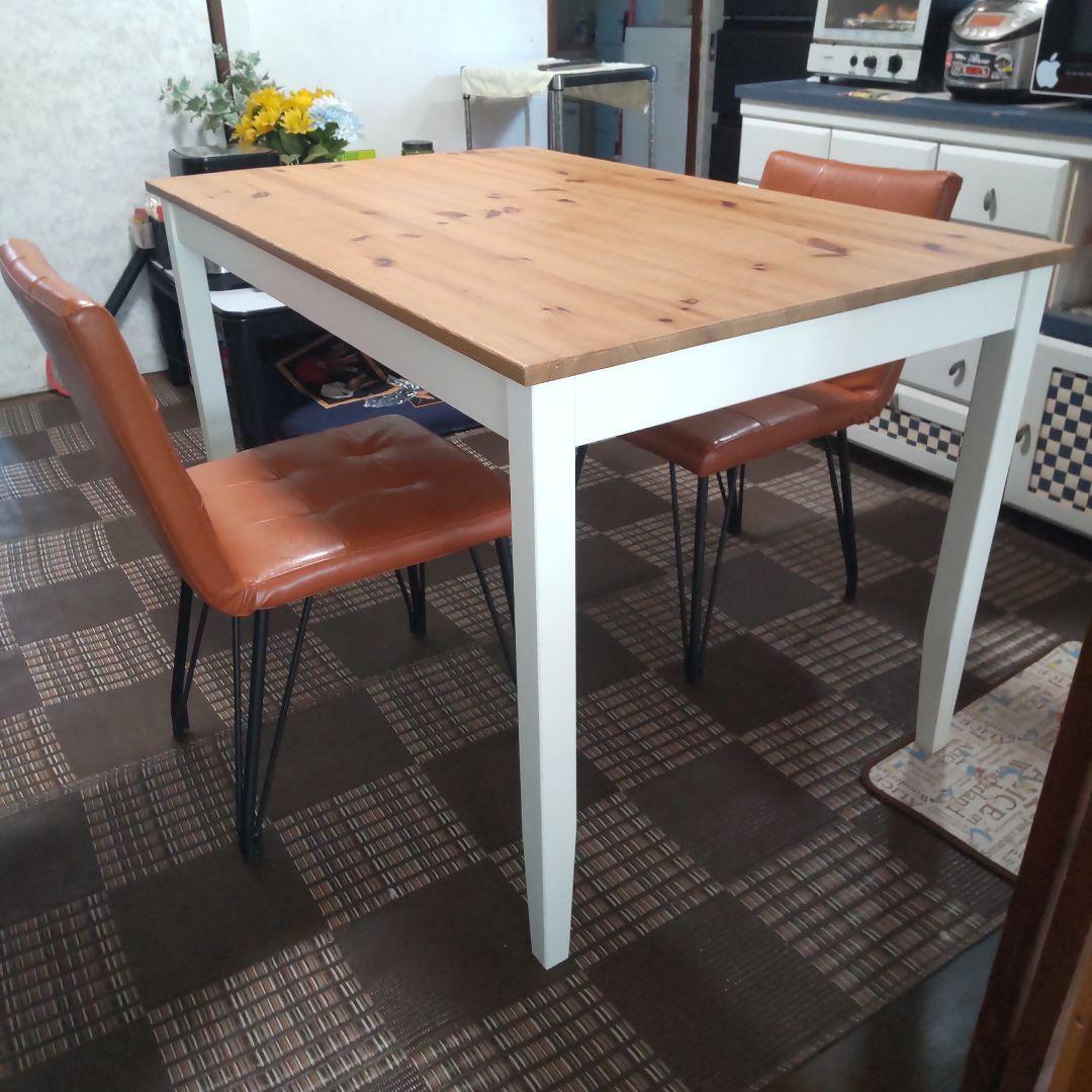 IKEAダイニングテーブルとサン椅子セット