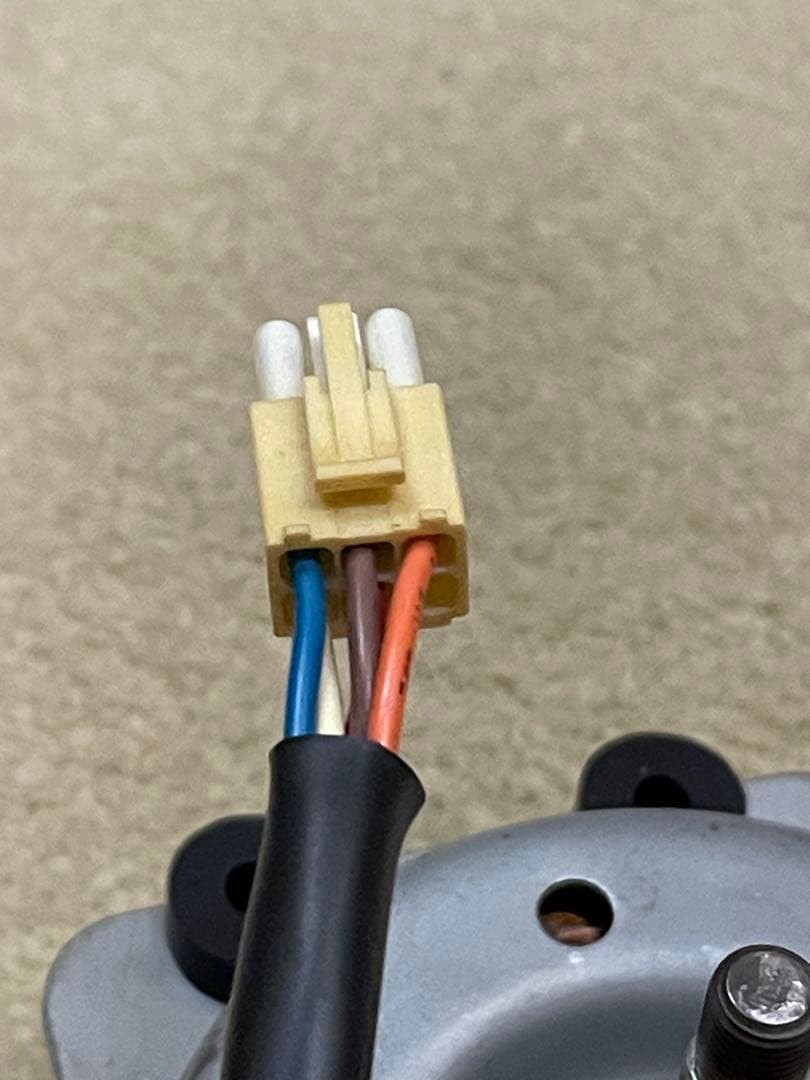 富士工業レンジフードゴムブッシュ付3速モーター中古再生品品番90215161