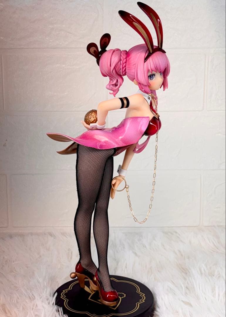 ち*こ様 初音ミク　巡音ルカ　フィギュア　リペイント　バニーver ゴールドパー