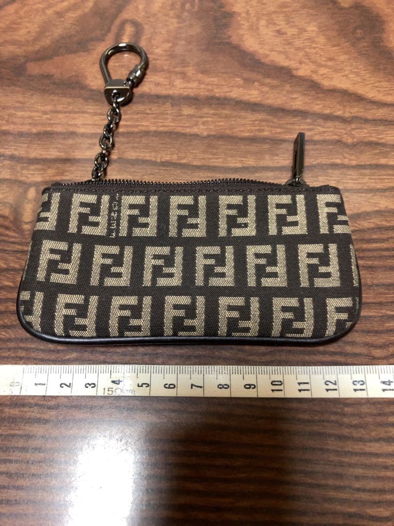 【希少】【新品未使用】FENDY☆キーリング付きケース