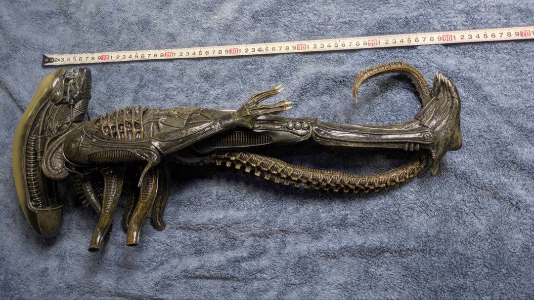 と*め様 NECA 1/4スケール ビッグチャップ　エイリアンALIEN