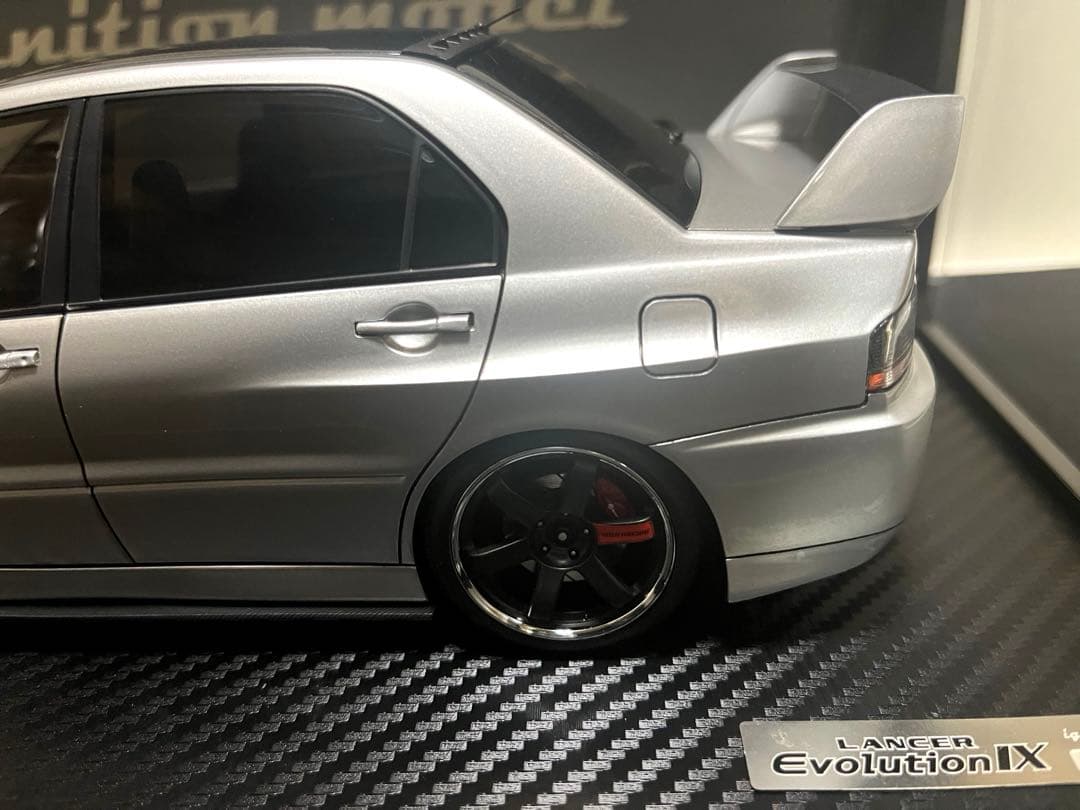 イグニッションモデル 1/18ランサーエボリューションIX IG2376