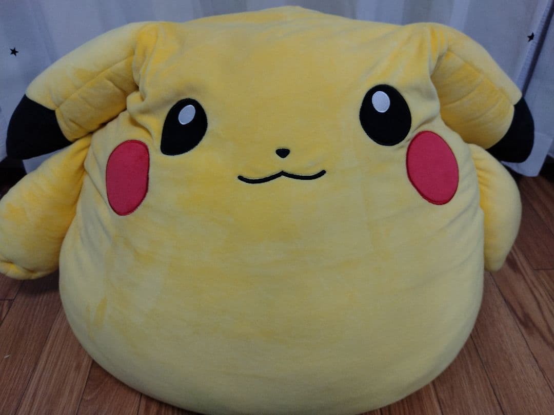 ピカチュウモチモチぬいぐるみBIG　希少