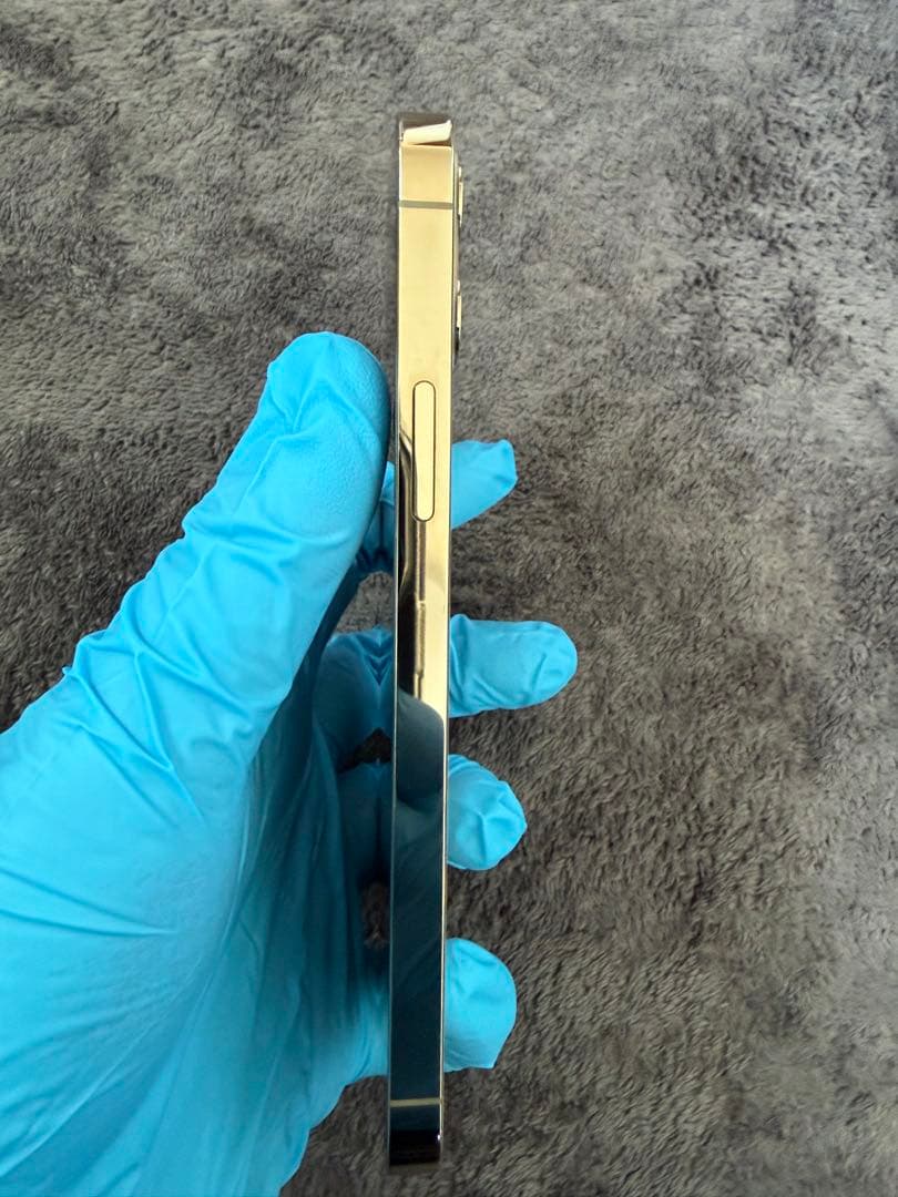 iPhone 12 Pro 128GBスマートフォン 本体 SIMロック解除済み