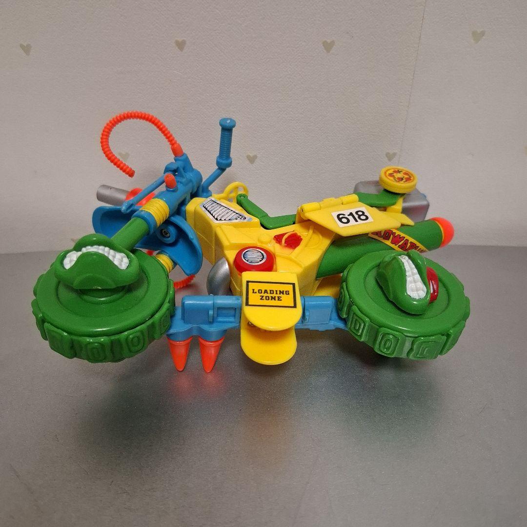 ミュータントタートルズ タートルバイク タカラ playmates フィギュア