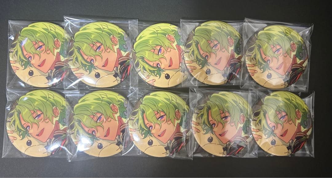 【値下げ】あんスタ　巴日和　缶バッジ