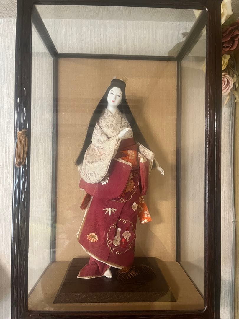 日本人形 赤と白 花柄 衣装