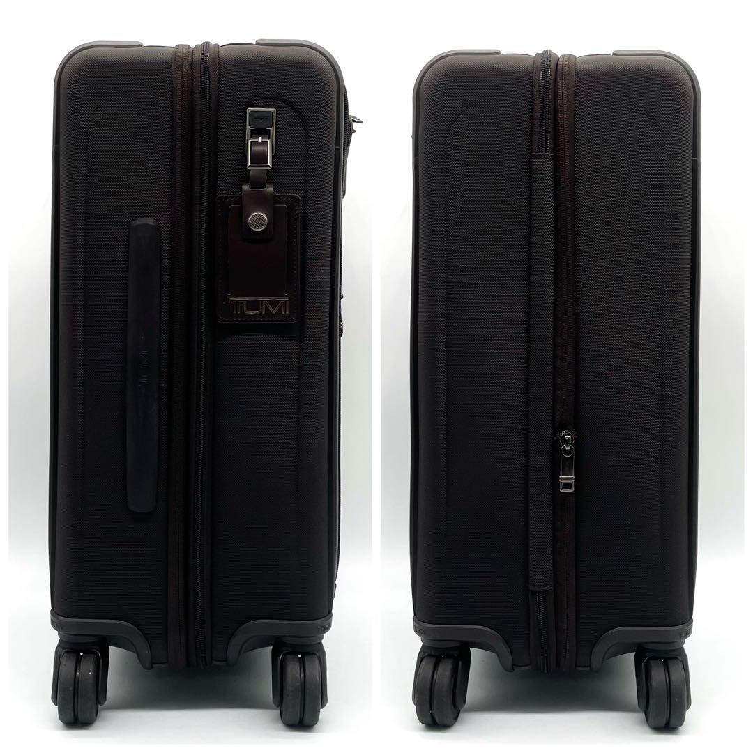 【極美品】トゥミ ALPHA3 インターナショナル デュアル アクセス 4輪