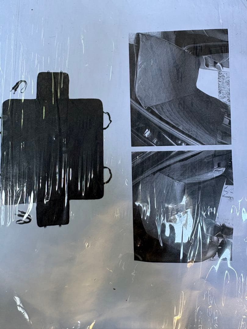 新品ペットシートカバー　プジョー純正品　他のSUV 、ワゴン、ミニバン適応車種有