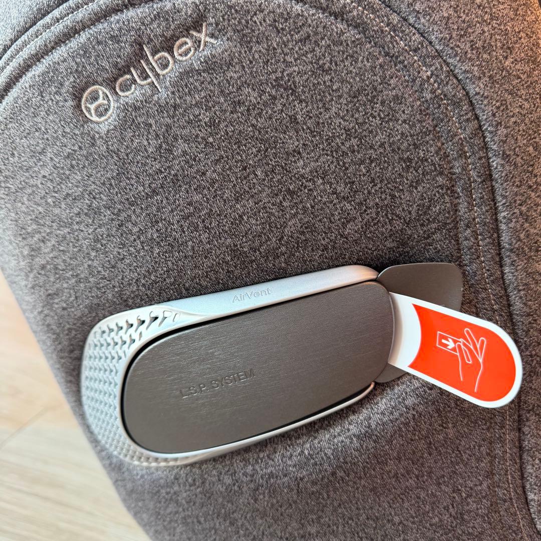 cybex SIRONA T i-Size チャイルドシート