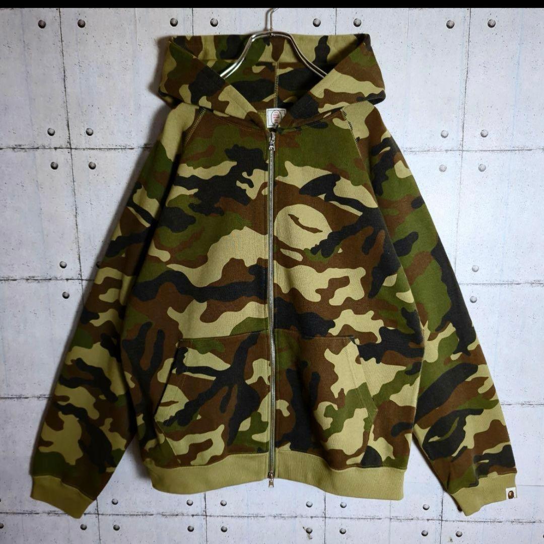 a bathing ape 迷彩パーカー