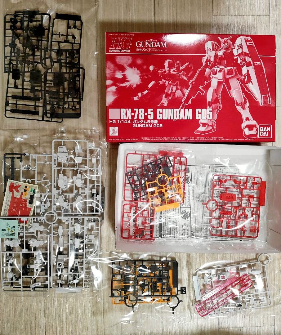 プレミアムバンダイ HGUC 1/144 ガンダム 4号機+5号機 セット