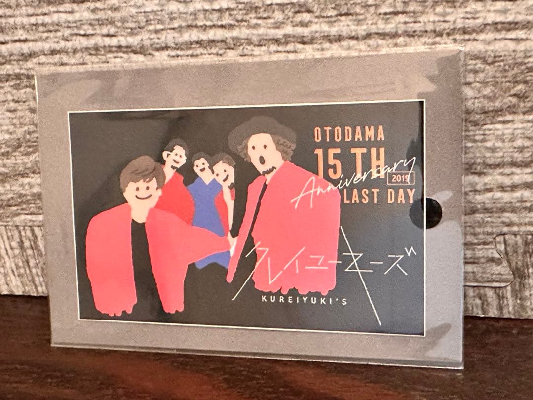 【大幅値下げ】YUI 直筆サイン入り写真集&ライブDVD