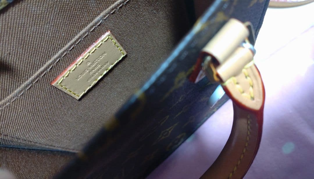 【最終お値下げ】 LOUIS VUITTON プティットサックプラ ショルダー