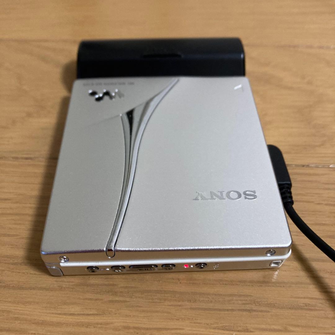 ソニーMDウォークマン　SONY MD WALKMAN MZ-E720