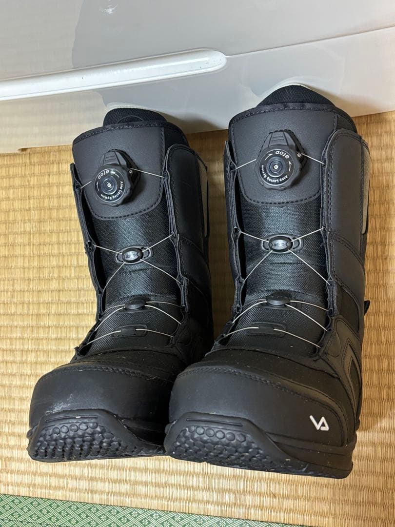 美品！VISIONPEAKSのブーツ atop搭載で締め付け楽々 色ブラック