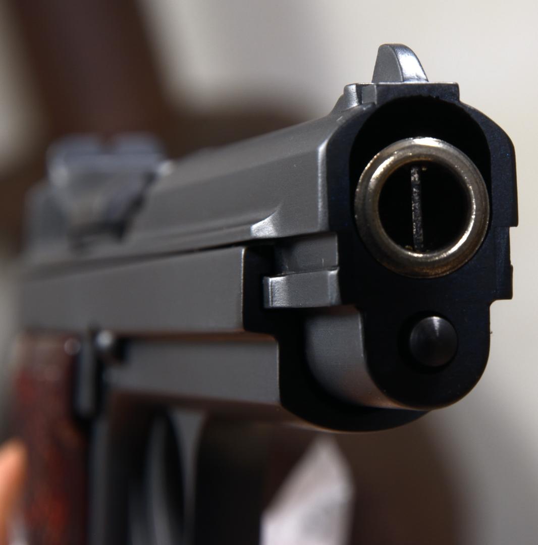 く*じ様 絶版MGC絶版SIG210モデルガン