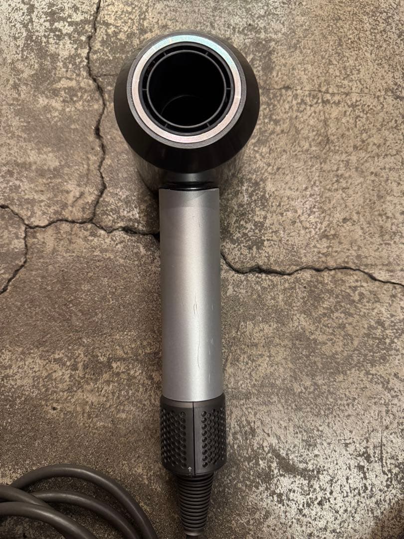 ダイソンドライヤー　HD12 サロンモデル プロ用　Dyson pro